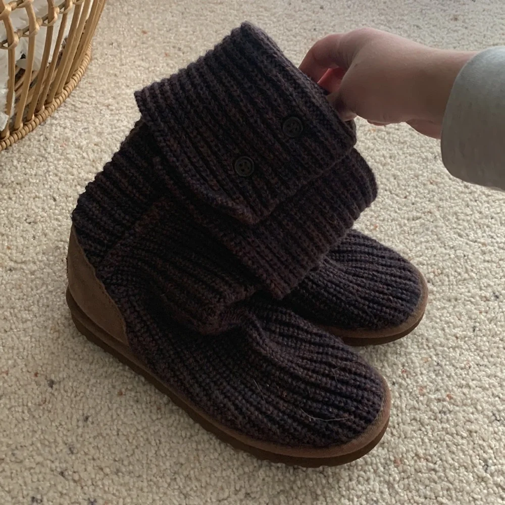 Ugg boots. Purple/plum color. Knit. Worn twice. Size 7. - Picture 3 of 4